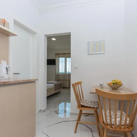 Bozica - Sea View Stone With Free Parking Pensjonat Makarska