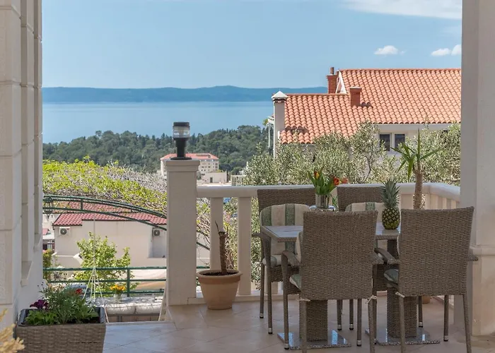 Bozica - Sea View Stone With Free Parking בית הארחה 3*