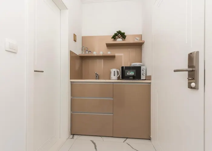 Bozica - Sea View Stone With Free Parking מאקרסקה
