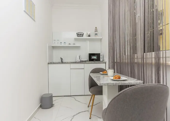 Bozica - Sea View Stone With Free Parking מאקרסקה