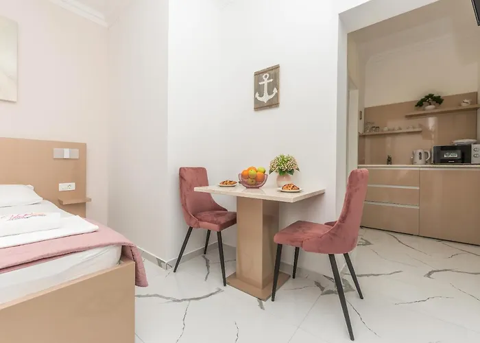 בית הארחה Bozica - Sea View Stone With Free Parking