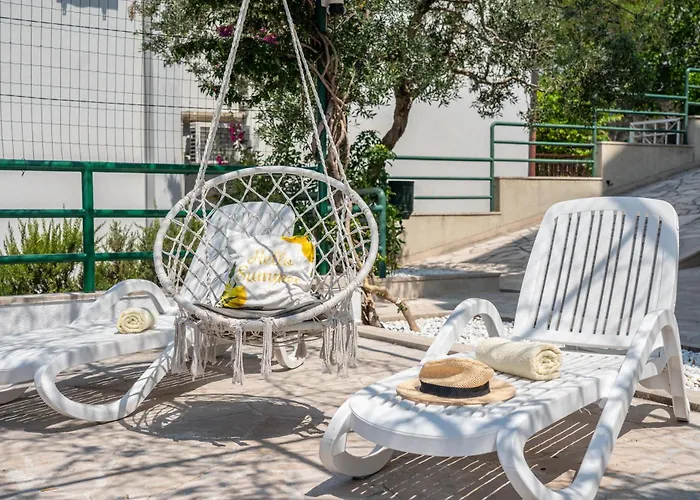 Bozica - Sea View Stone With Free Parking בית הארחה 3*