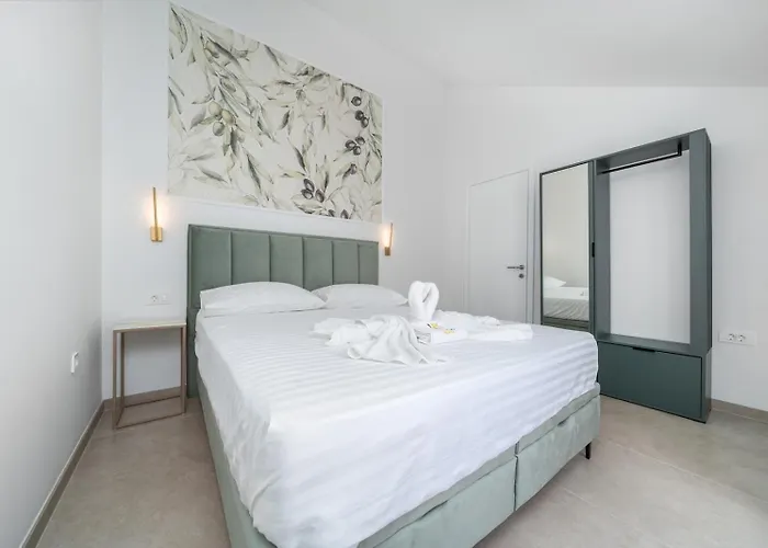 Bozica - Sea View Stone With Free Parking בית הארחה