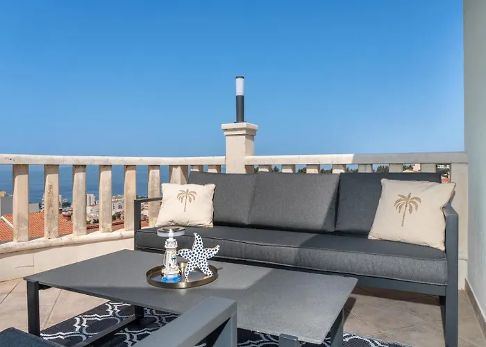Bozica - Sea View Stone With Free Parking בית הארחה 3*