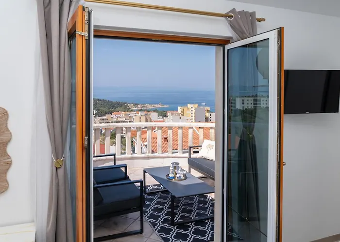 בית הארחה Bozica - Sea View Stone With Free Parking מאקרסקה