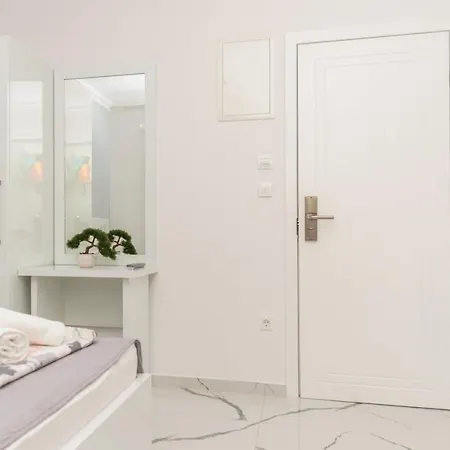 Bozica - Sea View Stone With Free Parking 3* מאקרסקה